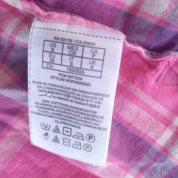 Guess Pink Plaid Button-up - Picture 5 of 5